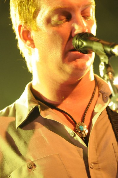 Them Crooked Vultures at Stubb's BarBQ, Austin, Texas - 10/01/09