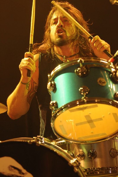 Them Crooked Vultures at Stubb's BarBQ, Austin, Texas - 10/01/09