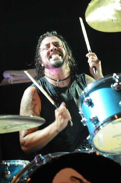 Them Crooked Vultures at Stubb's BarBQ, Austin, Texas - 10/01/09