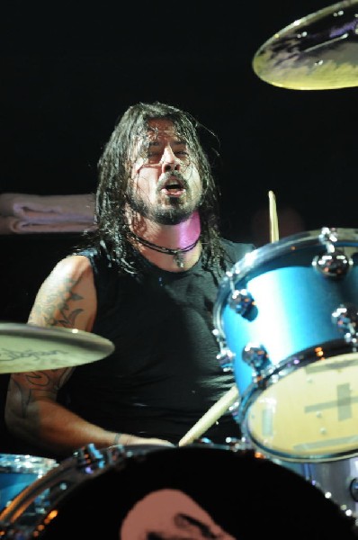 Them Crooked Vultures at Stubb's BarBQ, Austin, Texas - 10/01/09