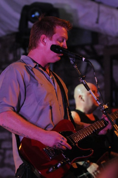 Them Crooked Vultures at Stubb's BarBQ, Austin, Texas - 10/01/09