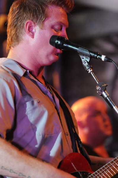 Them Crooked Vultures at Stubb's BarBQ, Austin, Texas - 10/01/09