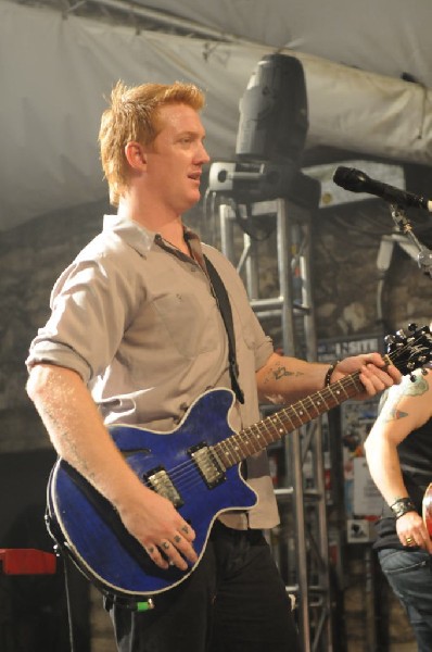 Them Crooked Vultures at Stubb's BarBQ, Austin, Texas - 10/01/09