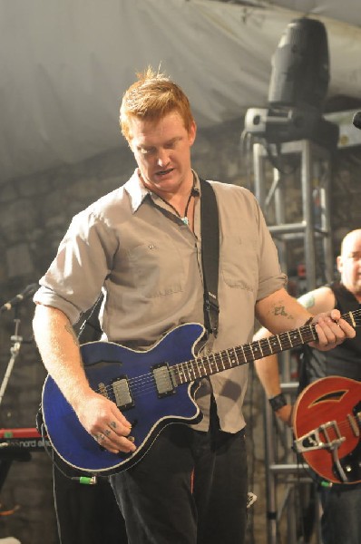 Them Crooked Vultures at Stubb's BarBQ, Austin, Texas - 10/01/09