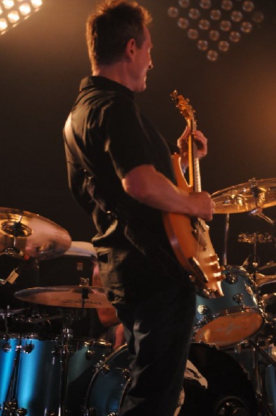 Them Crooked Vultures at Stubb's BarBQ, Austin, Texas - 10/01/09