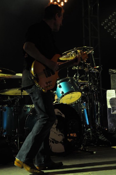 Them Crooked Vultures at Stubb's BarBQ, Austin, Texas - 10/01/09