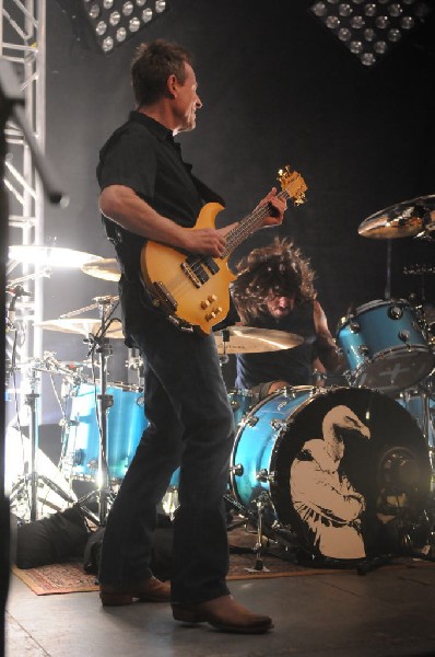 Them Crooked Vultures at Stubb's BarBQ, Austin, Texas - 10/01/09