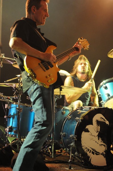 Them Crooked Vultures at Stubb's BarBQ, Austin, Texas - 10/01/09