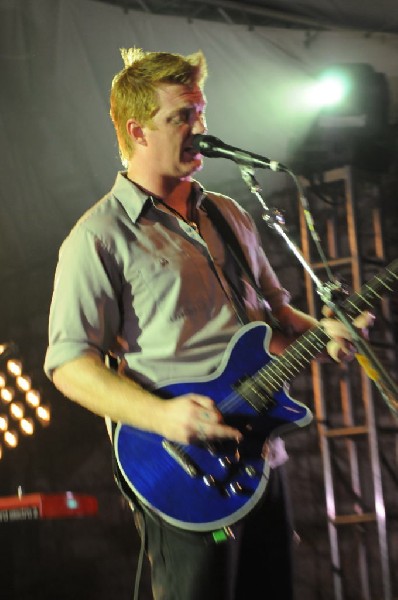 Them Crooked Vultures at Stubb's BarBQ, Austin, Texas - 10/01/09