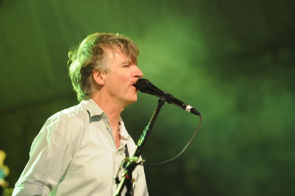 Crowded House at Stubb's BarBQ, Austin, Texas 08/05/2010