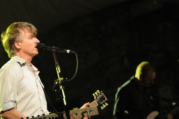 Crowded House at Stubb's BarBQ, Austin, Texas 08/05/2010