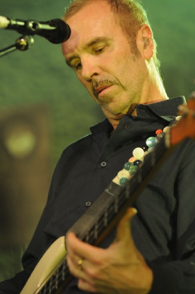 Crowded House at Stubb's BarBQ, Austin, Texas 08/05/2010
