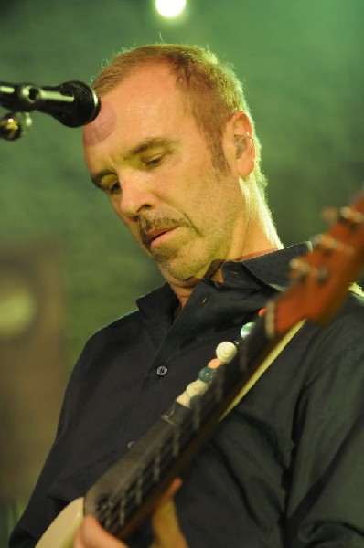 Crowded House at Stubb's BarBQ, Austin, Texas 08/05/2010