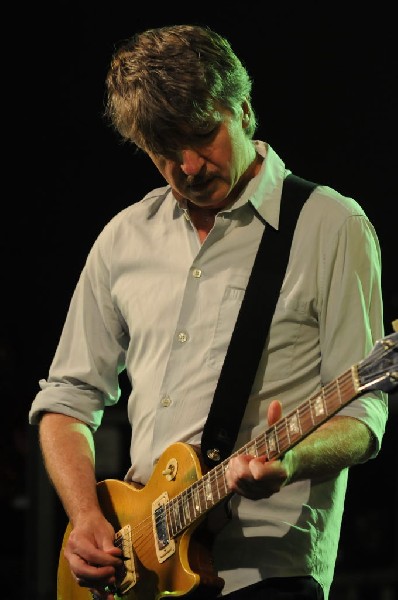 Crowded House at Stubb's BarBQ, Austin, Texas 08/05/2010