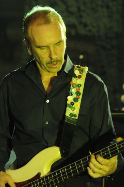 Crowded House at Stubb's BarBQ, Austin, Texas 08/05/2010