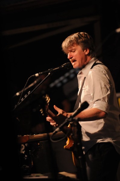Crowded House at Stubb's BarBQ, Austin, Texas 08/05/2010