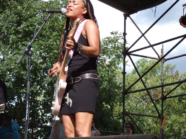 Danielia Cotton at ACL Fest 2006 Austin, Tx