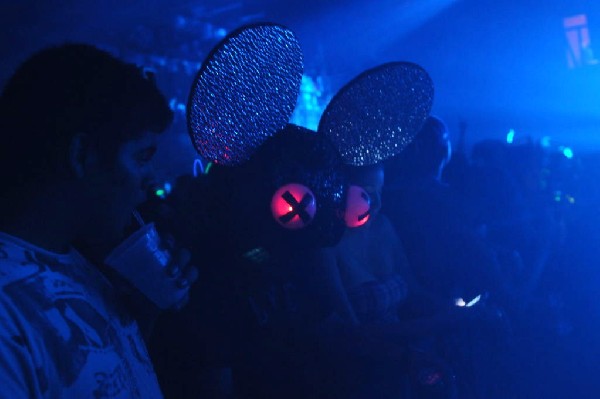 Deadmau5 at the Austin Music Hall, 09/13/11 - Austin Texas - photo by jeff