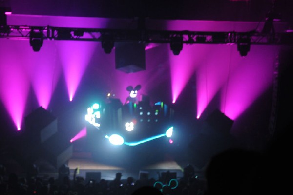 Deadmau5 at the Austin Music Hall, 09/13/11 - Austin Texas - photo by jeff