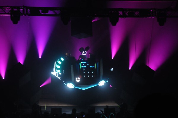 Deadmau5 at the Austin Music Hall, 09/13/11 - Austin Texas - photo by jeff