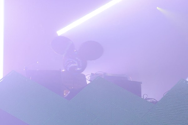 Deadmau5 at the Austin Music Hall, 09/13/11 - Austin Texas - photo by jeff