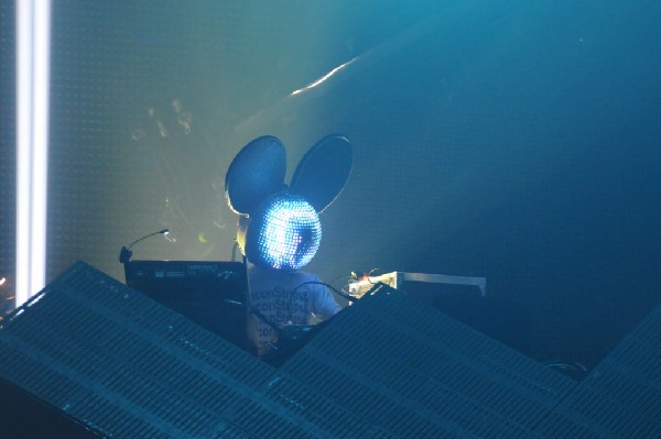 Deadmau5 at the Austin Music Hall, 09/13/11 - Austin Texas - photo by jeff