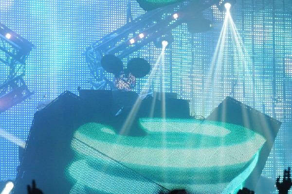 Deadmau5 at the Austin Music Hall, 09/13/11 - Austin Texas - photo by jeff