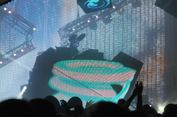 Deadmau5 at the Austin Music Hall, 09/13/11 - Austin Texas - photo by jeff