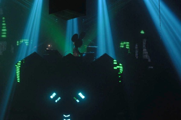 Deadmau5 at the Austin Music Hall, 09/13/11 - Austin Texas - photo by jeff