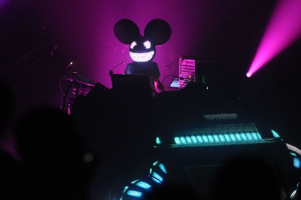 Deadmau5 at the Austin Music Hall, 09/13/11 - Austin Texas - photo by jeff