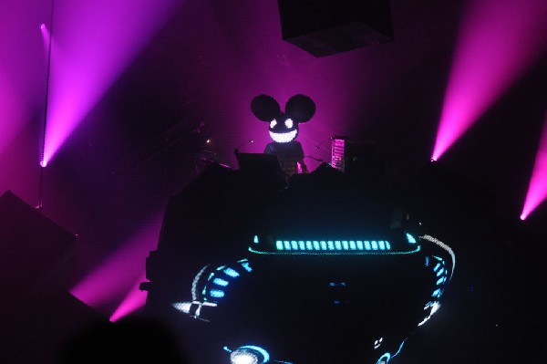 Deadmau5 at the Austin Music Hall, 09/13/11 - Austin Texas - photo by jeff