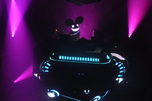 Deadmau5 at the Austin Music Hall, 09/13/11 - Austin Texas - photo by jeff