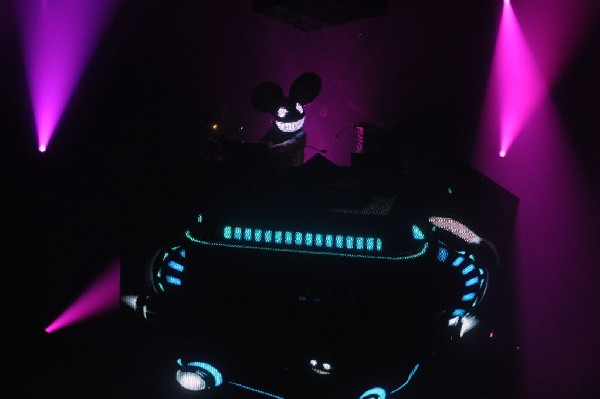 Deadmau5 at the Austin Music Hall, 09/13/11 - Austin Texas - photo by jeff