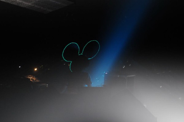 Deadmau5 at the Austin Music Hall, 09/13/11 - Austin Texas - photo by jeff