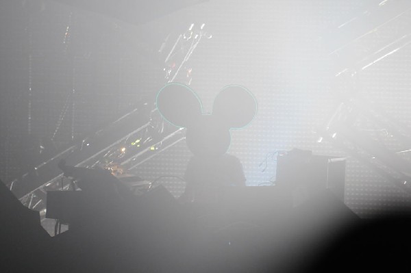 Deadmau5 at the Austin Music Hall, 09/13/11 - Austin Texas - photo by jeff