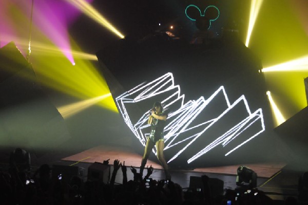 Deadmau5 at the Austin Music Hall, 09/13/11 - Austin Texas - photo by jeff