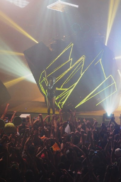 Deadmau5 at the Austin Music Hall, 09/13/11 - Austin Texas - photo by jeff