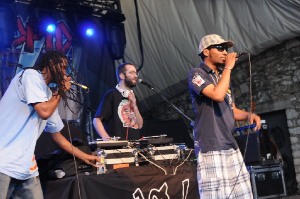 Del The Funky Homosapien at Stubb's BarBQ, Austin Texas 04/20/10