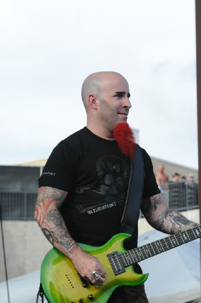 Dimebag Tribute at Ozzfest 2008