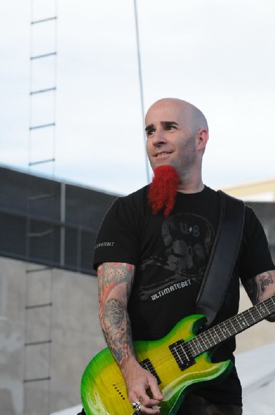 Dimebag Tribute at Ozzfest 2008