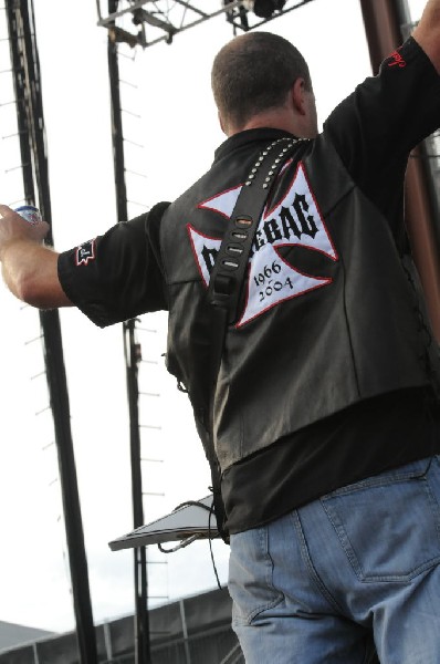Dimebag Tribute at Ozzfest 2008