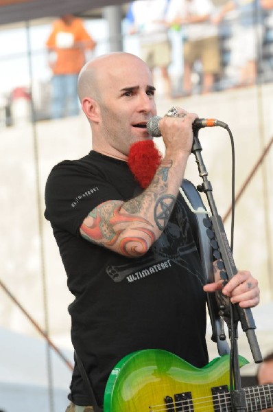 Dimebag Tribute at Ozzfest 2008