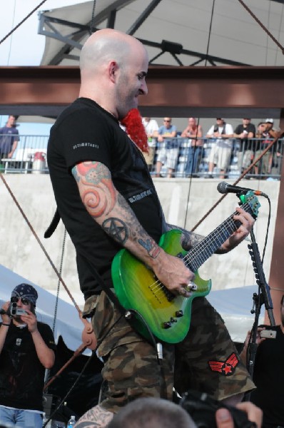Dimebag Tribute at Ozzfest 2008