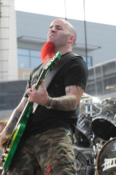 Dimebag Tribute at Ozzfest 2008