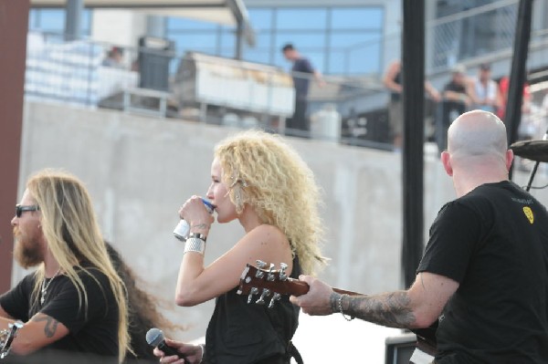 Dimebag Tribute at Ozzfest 2008