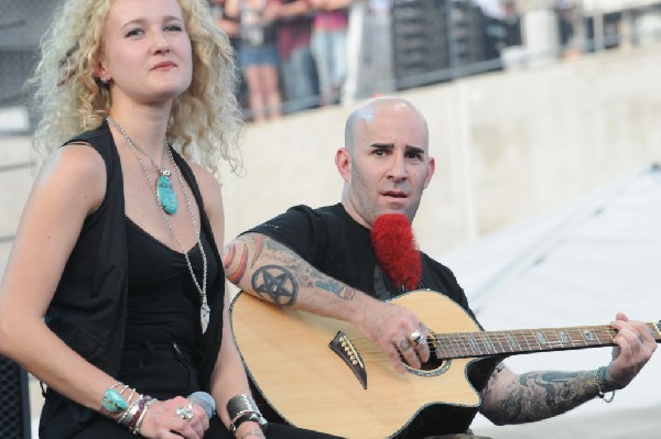 Dimebag Tribute at Ozzfest 2008