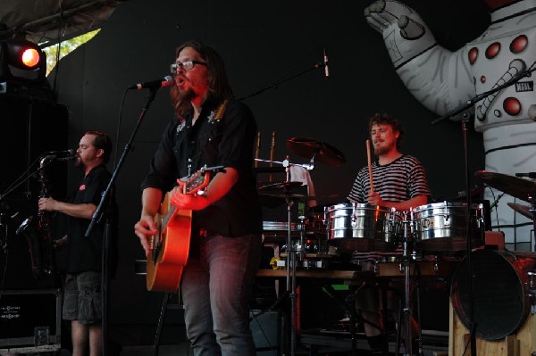 Dirt Foot at Stubb's BarBQ, Austin, Texas 05/24/11 - photo by jeff barringe