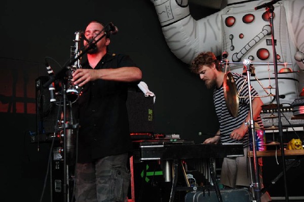 Dirt Foot at Stubb's BarBQ, Austin, Texas 05/24/11 - photo by jeff barringe