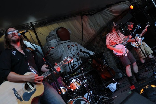 Dirt Foot at Stubb's BarBQ, Austin, Texas 05/24/11 - photo by jeff barringe