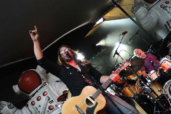 Dirt Foot at Stubb's BarBQ, Austin, Texas 05/24/11 - photo by jeff barringe